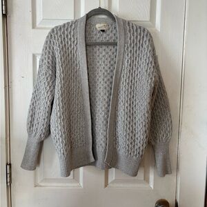 Universal Thread Grey Cardigan Size Small